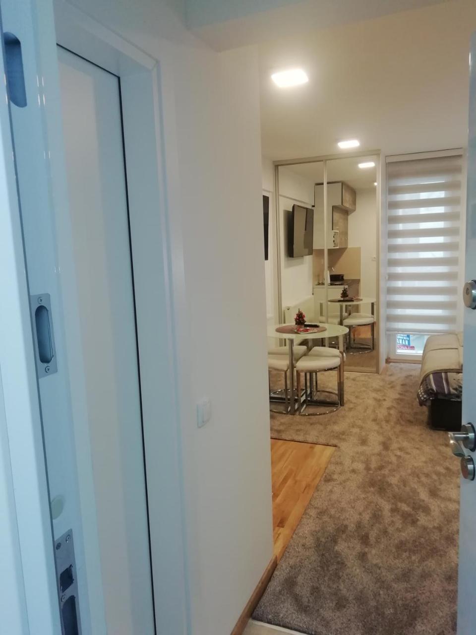 Užice Apartman Centar 1 מראה חיצוני תמונה