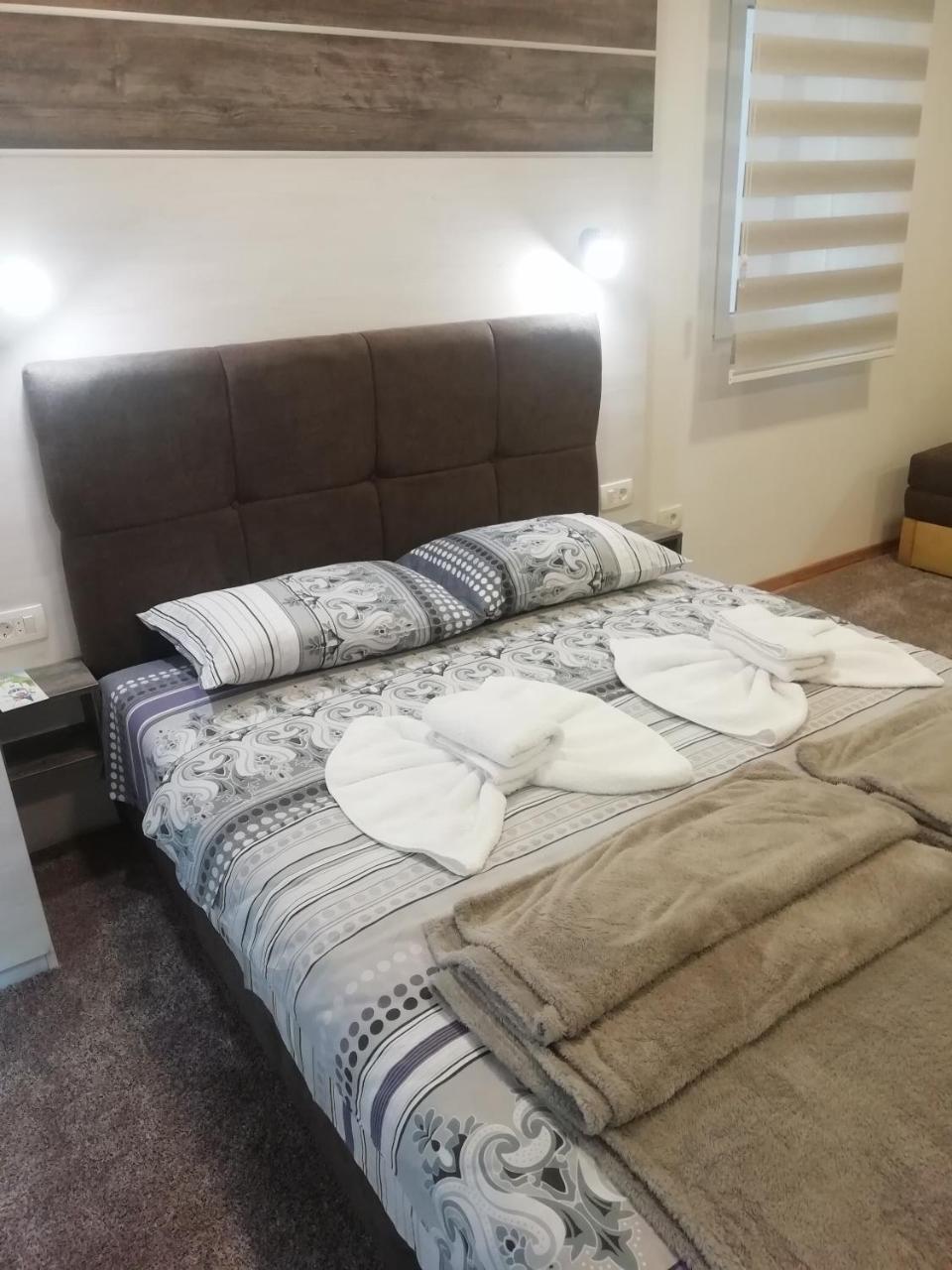 Užice Apartman Centar 1 מראה חיצוני תמונה